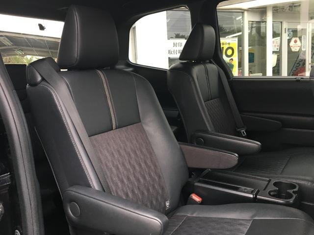 
								2022 TOYOTA NOAH S-Z full									