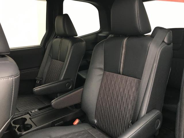 
								2022 TOYOTA NOAH S-Z full									