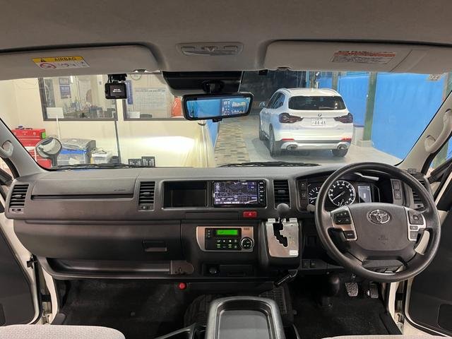 
								2024 TOYOTA HIACE COMMUTER SUPER LONG GL TURBO full									