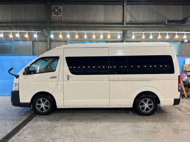 
								2024 TOYOTA HIACE COMMUTER SUPER LONG GL TURBO full									