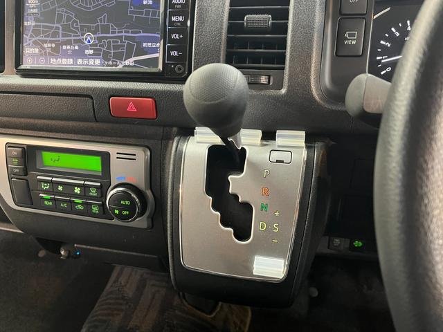 
								2024 TOYOTA HIACE COMMUTER SUPER LONG GL TURBO full									