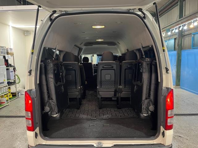 
								2024 TOYOTA HIACE COMMUTER SUPER LONG GL TURBO full									