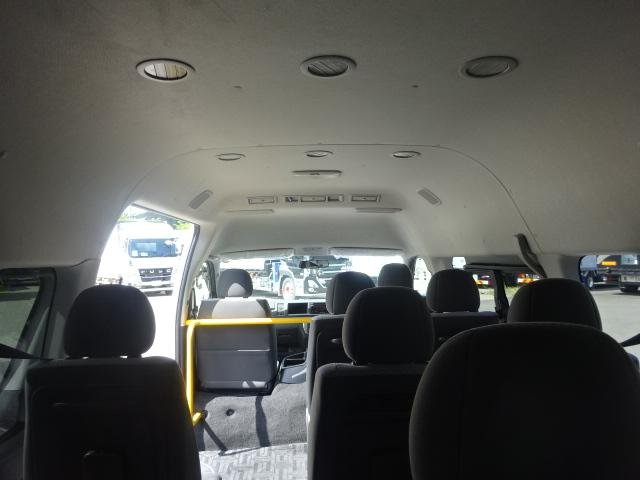 
								2017 TOYOTA HIACE COMMUTER SUPER LONG GL full									