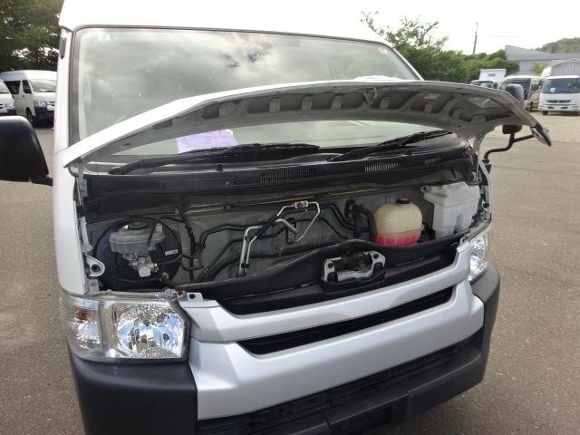 
								2017 TOYOTA HIACE COMMUTER SUPER LONG GL full									
