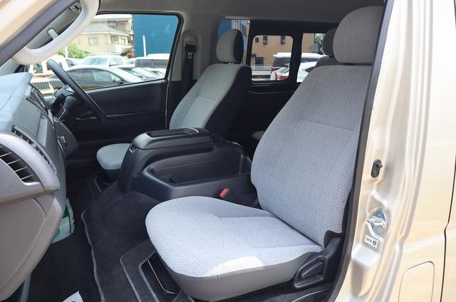 
								2023 TOYOTA HIACE COMMUTER SUPER LONG GL full									