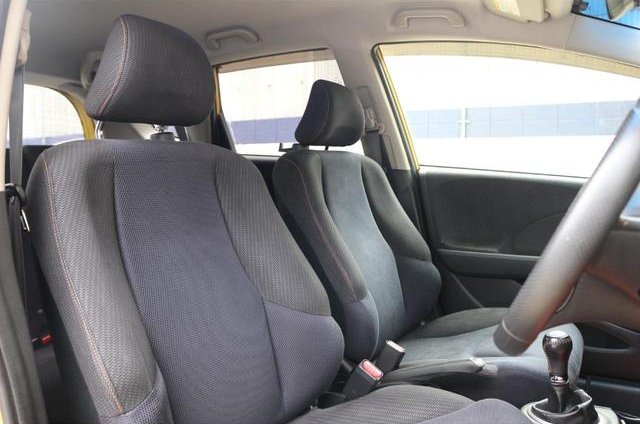 
								2013 HONDA FIT RS full									