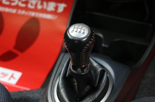 
								2013 HONDA FIT RS full									