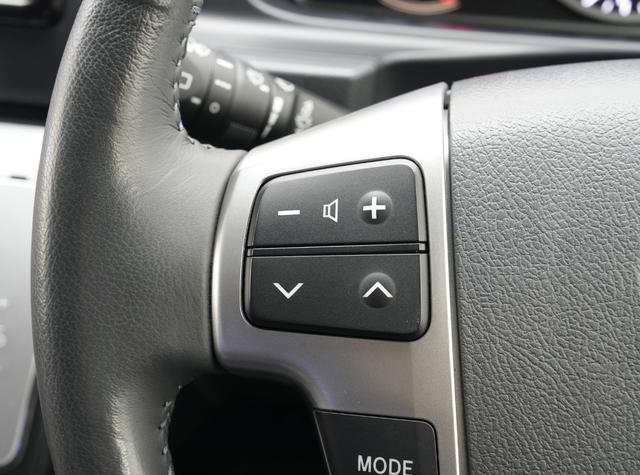 
								2023 TOYOTA HIACE COMMUTER GL full									