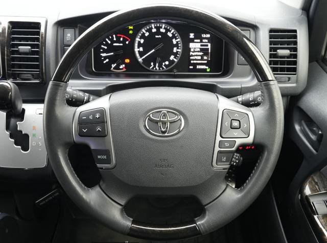 
								2023 TOYOTA HIACE COMMUTER GL full									