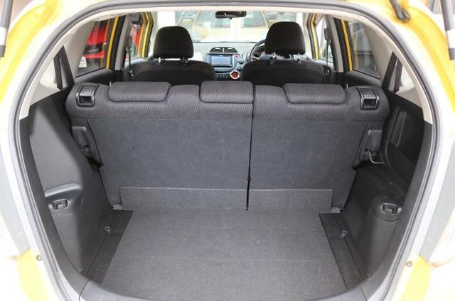
								2013 HONDA FIT RS full									