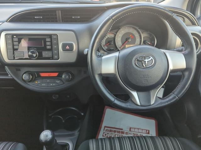 
								2016 TOYOTA VITZ RS full									