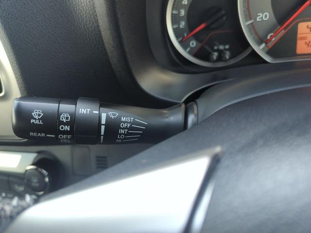
								2016 TOYOTA VITZ RS full									