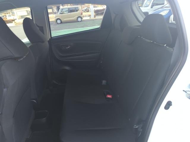 
								2016 TOYOTA VITZ RS full									