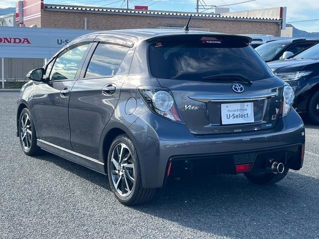 
								2019 TOYOTA VITZ GR SPORT full									