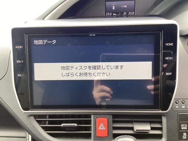 
								2020 TOYOTA VOXY ZS KIRAMEKI II full									