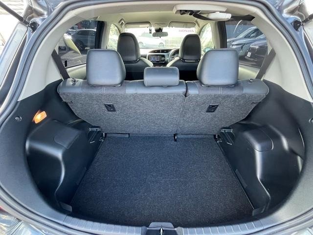 
								2019 TOYOTA VITZ GR SPORT full									
