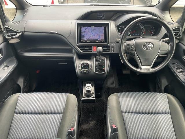 
								2015 TOYOTA NOAH SI full									