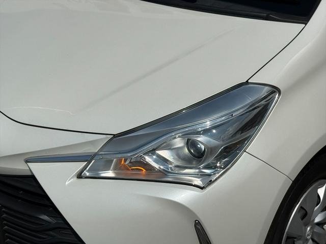 
								2020 TOYOTA VITZ F SAFETY EDITION III full									