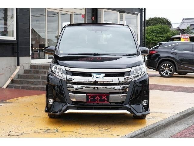 
								2020 TOYOTA NOAH HYBRID SI WxB II full									