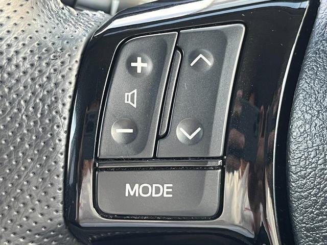 
								2019 TOYOTA VITZ GR SPORT full									