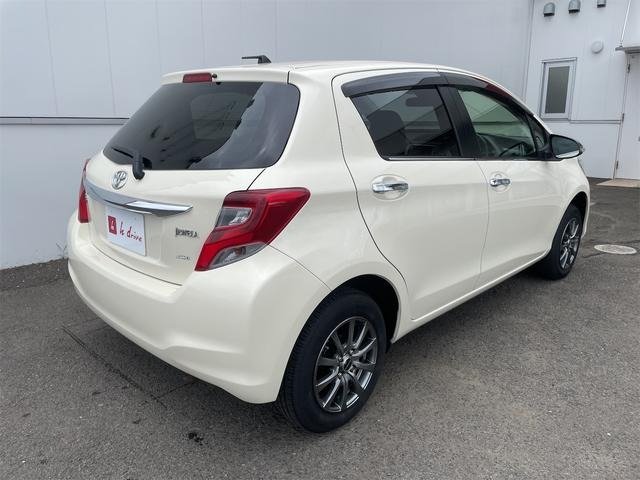 
								2015 TOYOTA VITZ JEWELA full									
