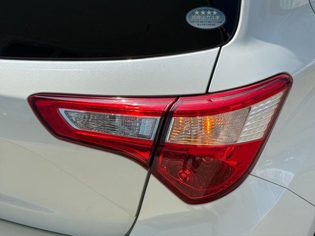 
								2020 TOYOTA VITZ F SAFETY EDITION III full									