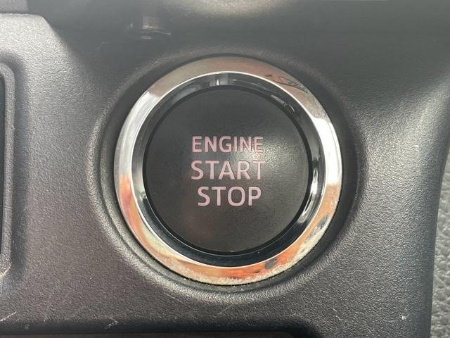 
								2015 TOYOTA NOAH SI full									