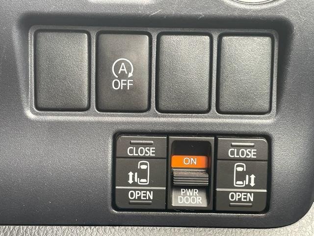 
								2015 TOYOTA NOAH SI full									