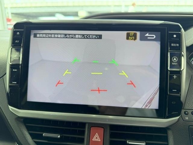 
								2021 TOYOTA VOXY HYBRID ZS KIRAMEKI III full									