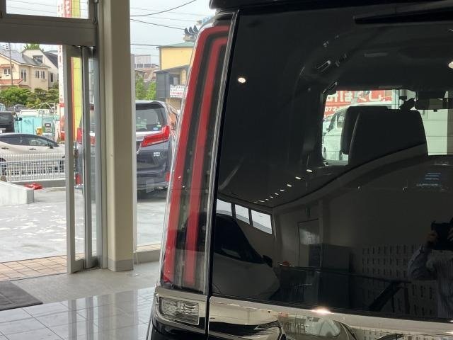 
								2019 TOYOTA NOAH SI WxB II full									