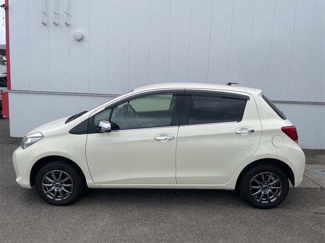 
								2015 TOYOTA VITZ JEWELA full									