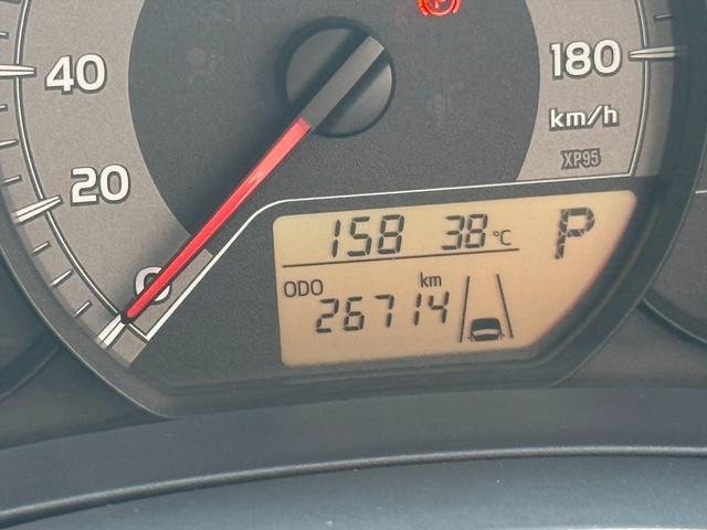 
								2020 TOYOTA VITZ F SAFETY EDITION III full									