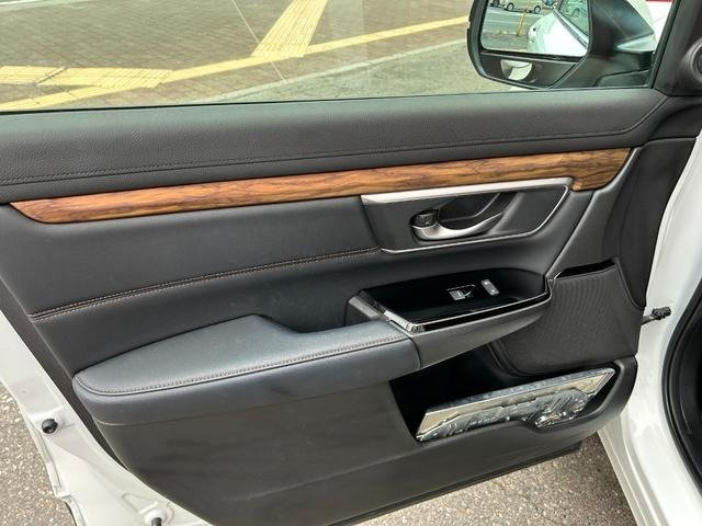 
								2018 HONDA CR-V EX MASTERPIECE full									