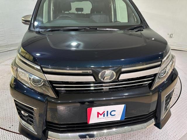 
								2017 TOYOTA VOXY ZS KIRAMEKI II full									