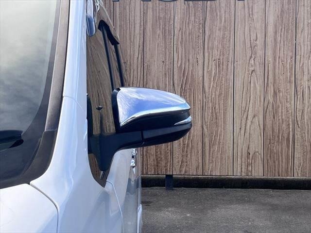
								2019 TOYOTA VOXY ZS KIRAMEKI II full									