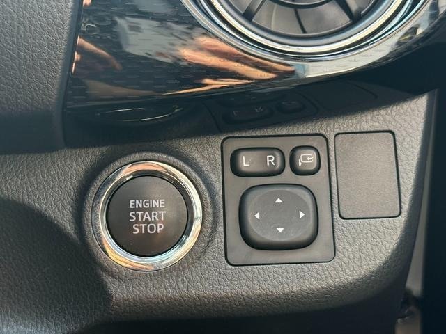 
								2020 TOYOTA VITZ F SAFETY EDITION III full									