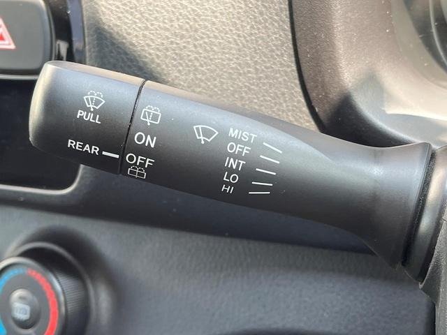
								2017 TOYOTA VITZ F full									