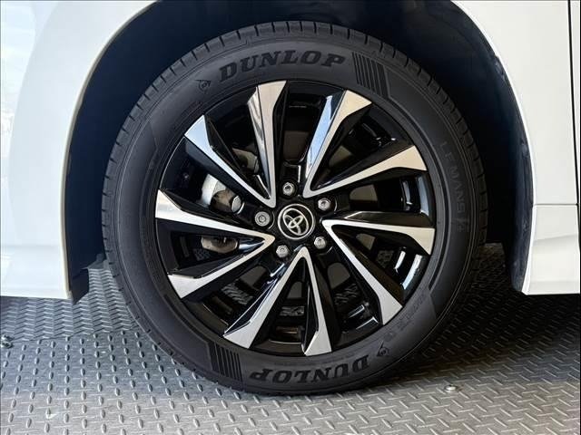 
								2022 TOYOTA NOAH HYBRID S-Z full									