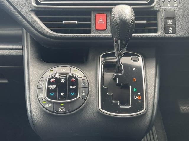 
								2015 TOYOTA NOAH SI full									