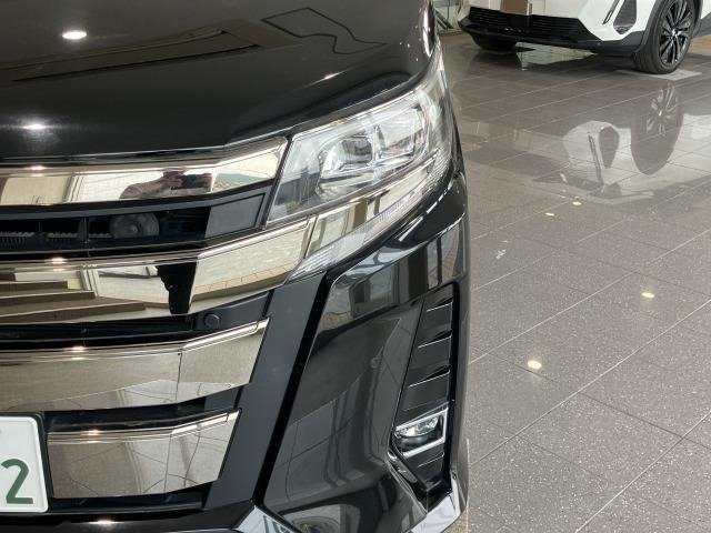 
								2019 TOYOTA NOAH SI WxB II full									