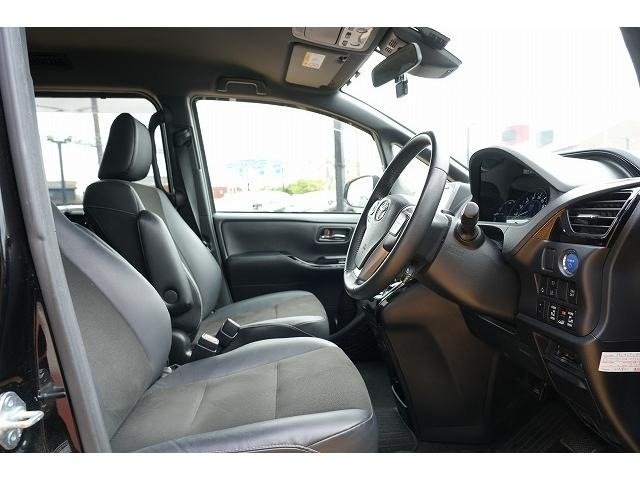 
								2020 TOYOTA NOAH HYBRID SI WxB II full									