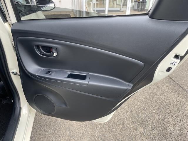 
								2015 TOYOTA VITZ JEWELA full									