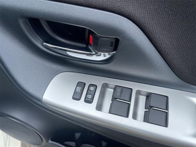 
								2015 TOYOTA VITZ JEWELA full									