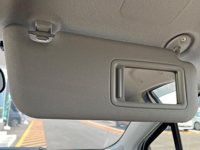 
								2017 TOYOTA VITZ F full									