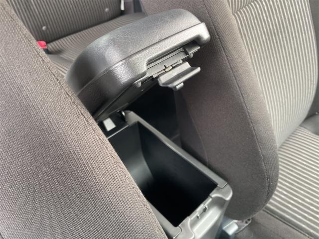 
								2015 TOYOTA VITZ JEWELA full									