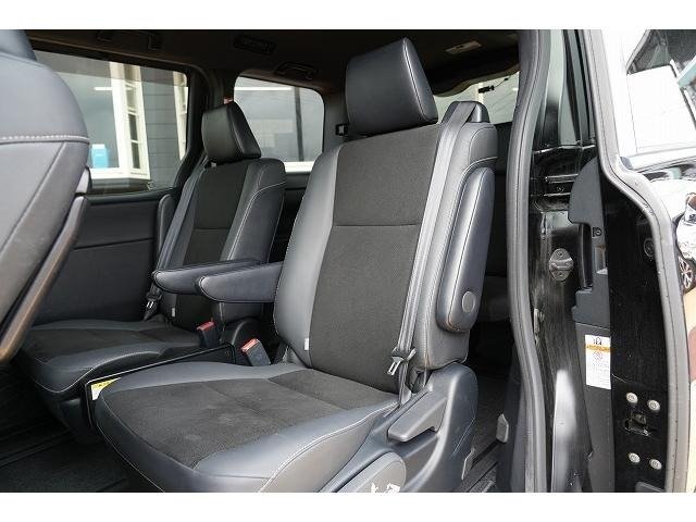 
								2020 TOYOTA NOAH HYBRID SI WxB II full									