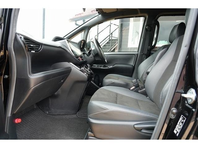 
								2020 TOYOTA NOAH HYBRID SI WxB II full									