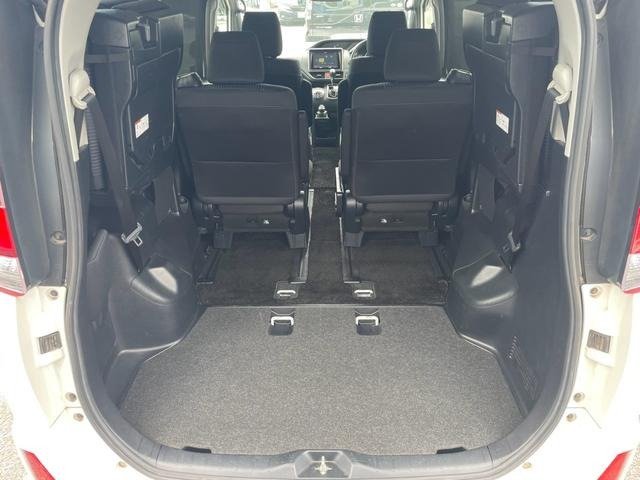 
								2015 TOYOTA NOAH SI full									