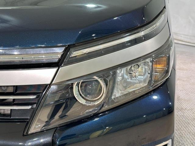 
								2017 TOYOTA VOXY ZS KIRAMEKI II full									