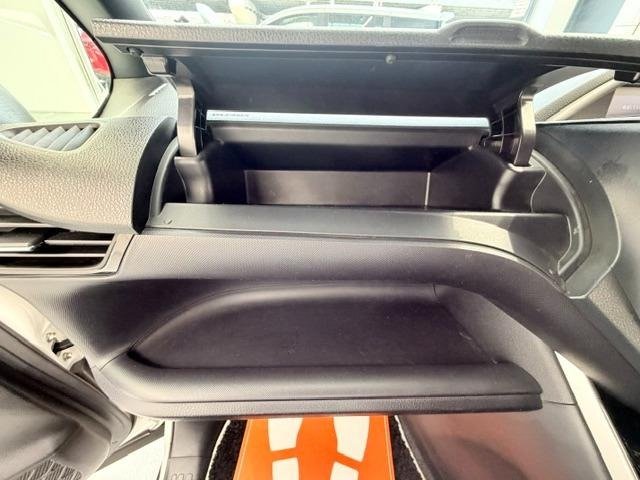 
								2021 TOYOTA VOXY HYBRID ZS KIRAMEKI III full									